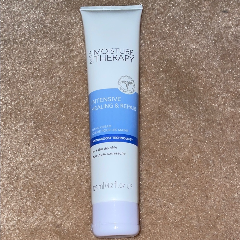 Avon Moisture Therapy Hand Cream - White and Blue